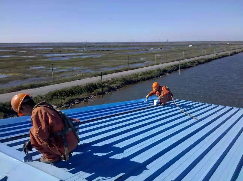 莱山钢结构屋面漏水原因